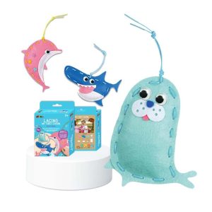 Lacing My First Charm Level 1 - Sea Friends